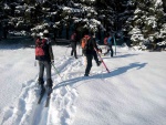 Základní Kurz Skialpinismu 11.-13.1.2013, Parádní sněhová nadílka a taky nádherný počasíčko. Myslím, že si to všichni super užili. Fotky josu jen z mobilu... - fotografie 2