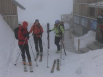 DACHSTEIN SKIALP - PRO OPRAVDOV� D�MY, Po�as� stra�ilo a vypadalo, �e nebude nic moc, ale nakonec jsme si to mysl�m v�ichni dost u�ili, v�etn� ochotn�ho Richarda (jeden z nejlep��ch chata�� co zn�m). - fotografie 93