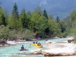Rafting So�a na yukonech s mo�nost� kanyoningu, N�dhern� po�as�, p��jemn� voda a je�t� lep�� parti�ka, co v�c k tomu dodat? Zkuste to taky.... - fotografie 86