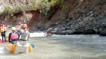 VODÁCKÁ EXPEDICE PANENSKÉ ŘEKY ALBÁNIE 2015, Po chladnějším začátku vyšlo počasí parádně a voda luxusní. A partička na vodě fungovala báječně... - fotografie 28