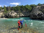 VODÁCKÁ EXPEDICE PANENSKÉ ŘEKY ALBÁNIE 2017, Jedna z těch nejlepších vodácko gurmánských expedic se opět vyvedla. Přidali jsme nové úseky řek, nuikdo se letos neudělal, prohlédli jsme detailně ropná pole, nakoupily báječné sýry a vína, prostě pa - fotografie 17