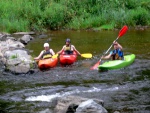 Kajaková škola Jizera - základní kurz, Přes samé pádlování, ani nebyl čas na focení. Progres byl ovšem markantní a i za této příjemné vody kolem 5,5 m3 to bylo moc fajn. - fotografie 15