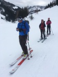 SKIALP ARÉNA RIEDINGTAL, Krásná zima jako v pohádce, jen kdyby v sobotu tolik nefičelo. A stejně jsme dali vrchol. A nedělní túra na prašanovou louku za bezvětří a dobré viditelnosti byla za odměnu. - fotografie 11