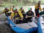 Rafting v Totes Gebirge, Lehčí raftingová akce na dvou hezkých řekách. Po sobotním sluníčky sice zapršelo, ale větší voda na Steyru byla všemi jednoznačně přivítána... - fotografie 5