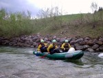 Rafting v Totes Gebirge, Lehčí raftingová akce na dvou hezkých řekách. Po sobotním sluníčky sice zapršelo, ale větší voda na Steyru byla všemi jednoznačně přivítána... - fotografie 7