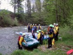Rafting v Totes Gebirge, Lehčí raftingová akce na dvou hezkých řekách. Po sobotním sluníčky sice zapršelo, ale větší voda na Steyru byla všemi jednoznačně přivítána... - fotografie 12