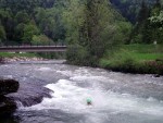 Rafting v Totes Gebirge, Lehčí raftingová akce na dvou hezkých řekách. Po sobotním sluníčky sice zapršelo, ale větší voda na Steyru byla všemi jednoznačně přivítána... - fotografie 18