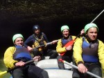 Rafting v Totes Gebirge, Lehčí raftingová akce na dvou hezkých řekách. Po sobotním sluníčky sice zapršelo, ale větší voda na Steyru byla všemi jednoznačně přivítána... - fotografie 32