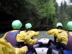 Rafting v Totes Gebirge, Lehčí raftingová akce na dvou hezkých řekách. Po sobotním sluníčky sice zapršelo, ale větší voda na Steyru byla všemi jednoznačně přivítána... - fotografie 44