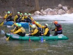 Rafting v Totes Gebirge, Lehčí raftingová akce na dvou hezkých řekách. Po sobotním sluníčky sice zapršelo, ale větší voda na Steyru byla všemi jednoznačně přivítána... - fotografie 101