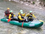 Rafting v Totes Gebirge, Lehčí raftingová akce na dvou hezkých řekách. Po sobotním sluníčky sice zapršelo, ale větší voda na Steyru byla všemi jednoznačně přivítána... - fotografie 105