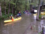 VAVŘINEC - záverečná prověrka a adrenalinový náhul, Počasí vyšlo skvěle, v sobotu bylo nad poměry vody hodně a neděle? no to byla klasická pohodička. Slunce, dobrá parta a tradičně skvělá vodácká zábava v Horních Krůtech přinesla všem skvělé zážitky. N - fotografie 23