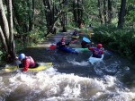 VAVŘINEC - záverečná prověrka a adrenalinový náhul, Počasí vyšlo skvěle, v sobotu bylo nad poměry vody hodně a neděle? no to byla klasická pohodička. Slunce, dobrá parta a tradičně skvělá vodácká zábava v Horních Krůtech přinesla všem skvělé zážitky. N - fotografie 67