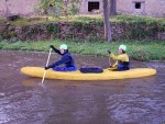 VAVŘINEC - záverečná prověrka a adrenalinový náhul, Počasí vyšlo skvěle, v sobotu bylo nad poměry vody hodně a neděle? no to byla klasická pohodička. Slunce, dobrá parta a tradičně skvělá vodácká zábava v Horních Krůtech přinesla všem skvělé zážitky. N - fotografie 76