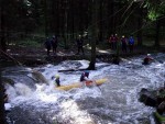VAVŘINEC - záverečná prověrka a adrenalinový náhul, Počasí vyšlo skvěle, v sobotu bylo nad poměry vody hodně a neděle? no to byla klasická pohodička. Slunce, dobrá parta a tradičně skvělá vodácká zábava v Horních Krůtech přinesla všem skvělé zážitky. N - fotografie 113