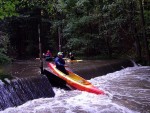 VAVŘINEC - záverečná prověrka a adrenalinový náhul, Počasí vyšlo skvěle, v sobotu bylo nad poměry vody hodně a neděle? no to byla klasická pohodička. Slunce, dobrá parta a tradičně skvělá vodácká zábava v Horních Krůtech přinesla všem skvělé zážitky. N - fotografie 136