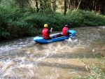 VAVŘINEC 2006, Opět drsná akcička pro zdatné vodáky a milovníky adrenalinu. Neobvykle teplé a slunné počasí, v kombinaci s nadprůměrnou, vodou byly zárukou skvělých zážitků... - fotografie 60