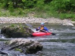 FOTKY Z KAJAKOVÝCH ŠKOL ROKU 2006, Po celé léto se jezdilo, jak na Sázavě tak především na Jizeře. Přinášíme pár fotek, které se k nám dostali... - fotografie 22