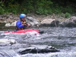 FOTKY Z KAJAKOVÝCH ŠKOL ROKU 2006, Po celé léto se jezdilo, jak na Sázavě tak především na Jizeře. Přinášíme pár fotek, které se k nám dostali... - fotografie 31