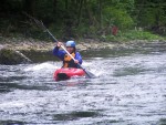 FOTKY Z KAJAKOVÝCH ŠKOL ROKU 2006, Po celé léto se jezdilo, jak na Sázavě tak především na Jizeře. Přinášíme pár fotek, které se k nám dostali... - fotografie 35