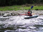 FOTKY Z KAJAKOVÝCH ŠKOL ROKU 2006, Po celé léto se jezdilo, jak na Sázavě tak především na Jizeře. Přinášíme pár fotek, které se k nám dostali... - fotografie 47