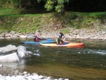FOTKY Z KAJAKOVÝCH ŠKOL ROKU 2006, Po celé léto se jezdilo, jak na Sázavě tak především na Jizeře. Přinášíme pár fotek, které se k nám dostali... - fotografie 60