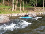 FOTKY Z KAJAKOVÝCH ŠKOL ROKU 2006, Po celé léto se jezdilo, jak na Sázavě tak především na Jizeře. Přinášíme pár fotek, které se k nám dostali... - fotografie 85