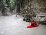 FOTKY Z EXPEDICE: SQIFERIA DISCOVERY, Výborná parta zkušených vodáků a zparchanťelé počasí v podobě zmrzlíků na jižním balkáně.... Co řeka to perla, voda supermax, totální pohoda až na tu kosu a po kopcích sníh... - fotografie 218