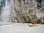 FOTKY Z EXPEDICE: SQIFERIA DISCOVERY, Výborná parta zkušených vodáků a zparchanťelé počasí v podobě zmrzlíků na jižním balkáně.... Co řeka to perla, voda supermax, totální pohoda až na tu kosu a po kopcích sníh... - fotografie 222