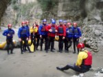 FOTKY Z EXPEDICE: SQIFERIA DISCOVERY, Výborná parta zkušených vodáků a zparchanťelé počasí v podobě zmrzlíků na jižním balkáně.... Co řeka to perla, voda supermax, totální pohoda až na tu kosu a po kopcích sníh... - fotografie 226