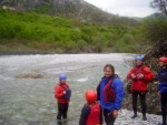 FOTKY Z EXPEDICE: SQIFERIA DISCOVERY, Výborná parta zkušených vodáků a zparchanťelé počasí v podobě zmrzlíků na jižním balkáně.... Co řeka to perla, voda supermax, totální pohoda až na tu kosu a po kopcích sníh... - fotografie 707