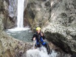 RAFTING, CANYONING a HYDROSPEED v Julsk�ch Alp�ch, Po�as��ko, stejn� jako parta bylo super. Vody akor�t a z�itk� milion. Prost� b�je�n� kombinace. - fotografie 155