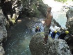 RAFTING, CANYONING a HYDROSPEED v Julsk�ch Alp�ch, Po�as��ko, stejn� jako parta bylo super. Vody akor�t a z�itk� milion. Prost� b�je�n� kombinace. - fotografie 158