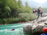 RAFTING, CANYONING a HYDROSPEED v Julských Alpách, Počasíčko, stejně jako parta bylo super. Vody akorát a zážitků milion. Prostě báječná kombinace. - fotografie 313