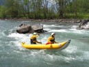 Foto 2: PRODLOUŽENÉ VÍKENDY - RAFTING NA YUKONECH (dvoumístné nafukovací čluny), 3 - 4 denní akce